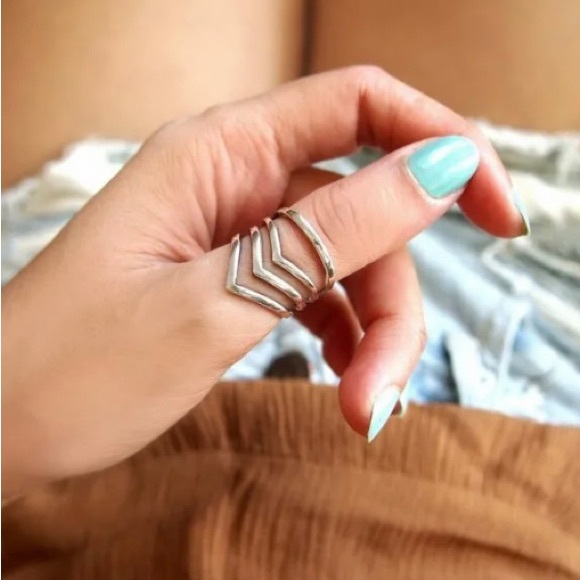 925 Sterling Silver Adjustable Triple Chevron Thumb/Index/POWAH WonderWo… - Picture 12 of 15